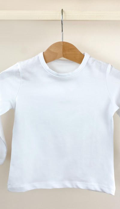 Beyaz uzun kollu pamuklu bebek tişört