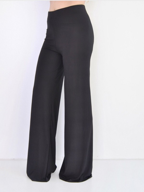 Black relaxed pants